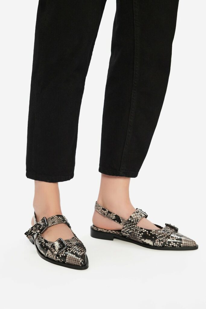 buty skóra węża baleriny