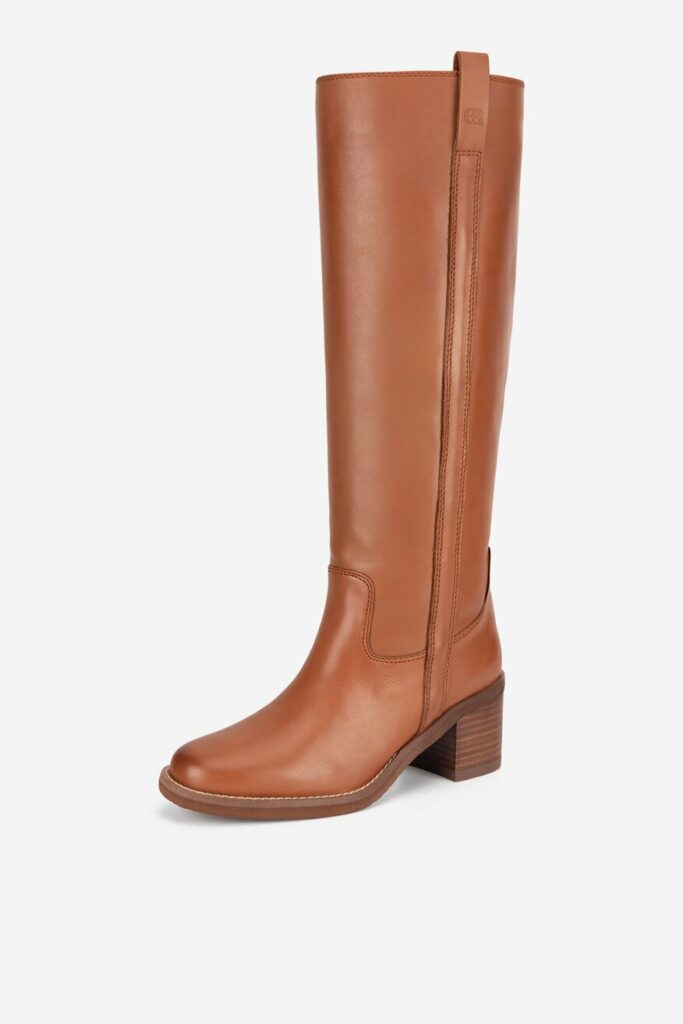 brązowe skórzane kozaki na słupku