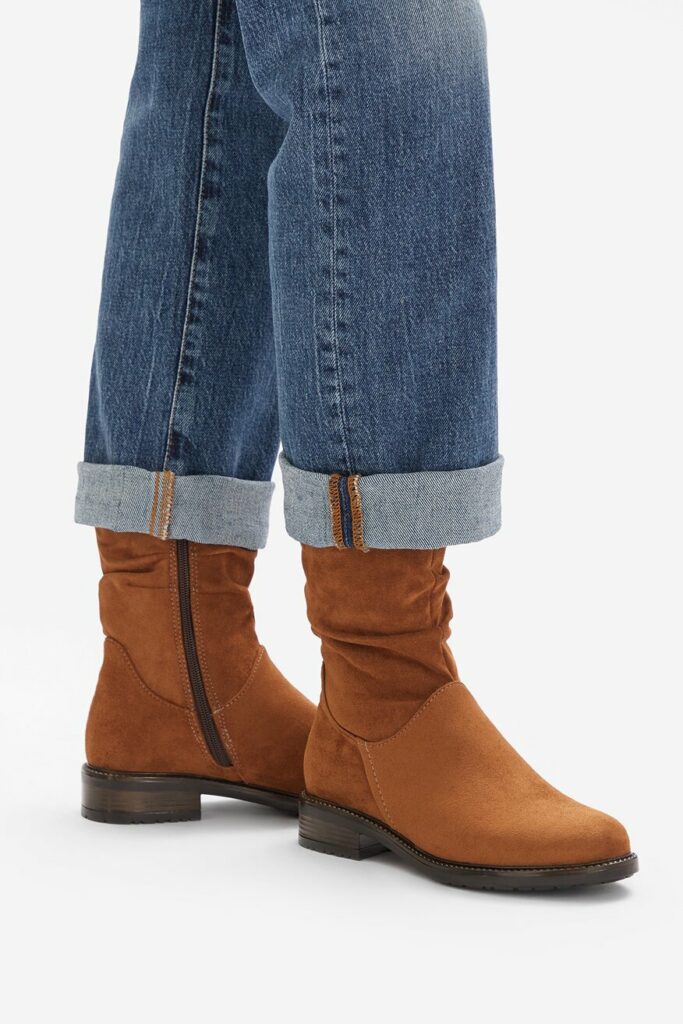 brązowe botki zamszowe Lasocki 