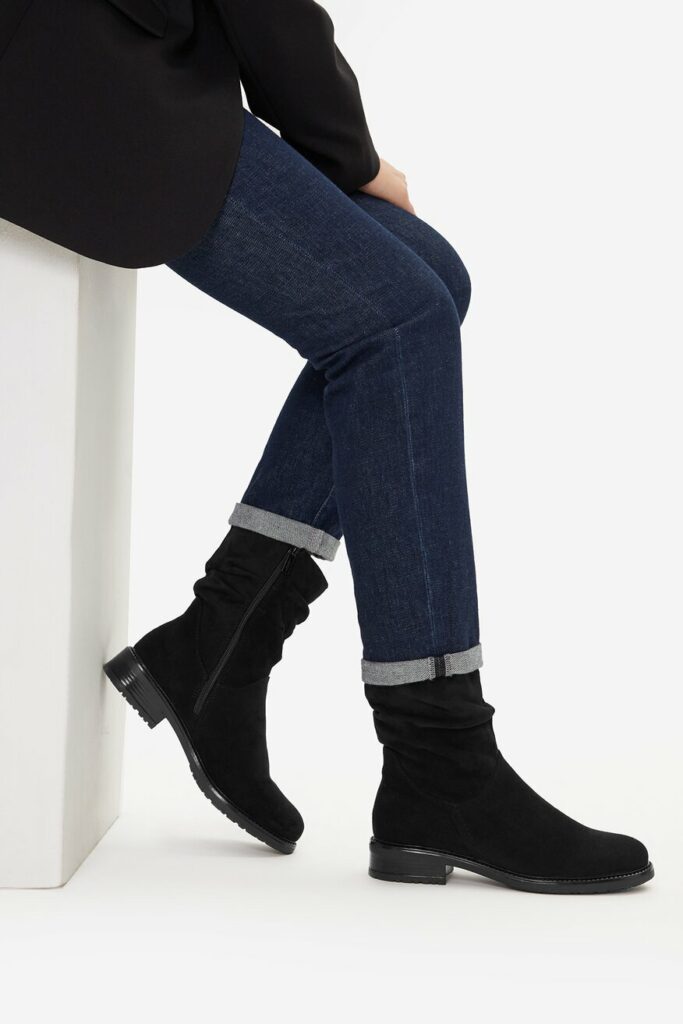 czarne botki zamszowe Lasocki 