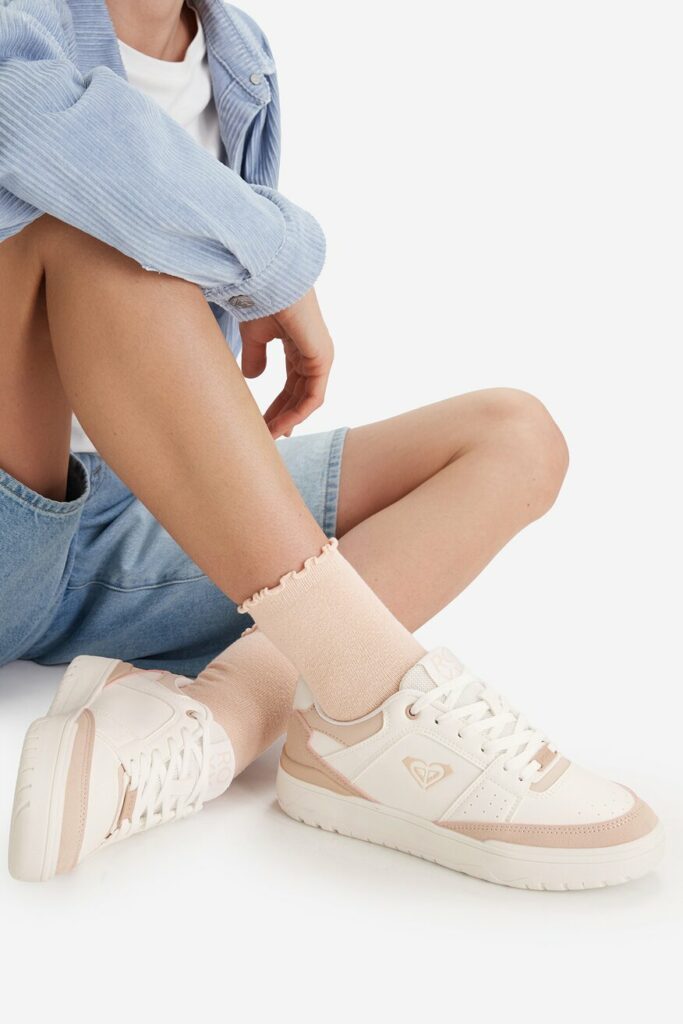 czym czyścić skórę syntetyczną