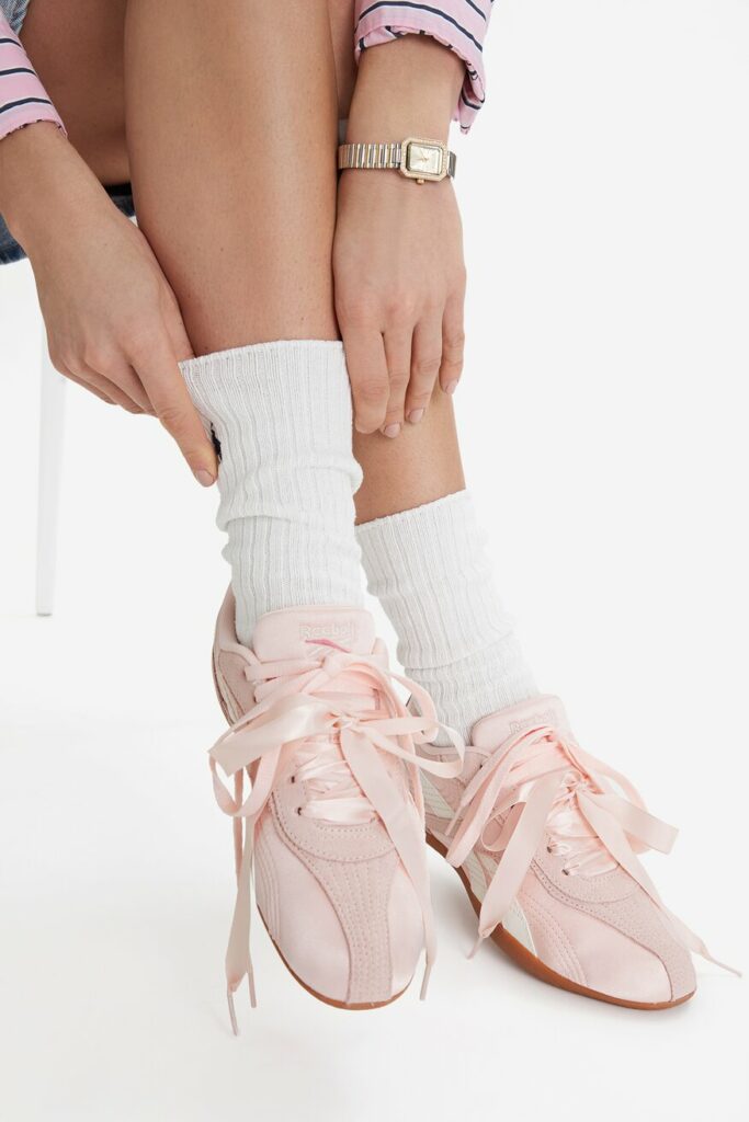 prezent na dzień kobiet: sneakersy