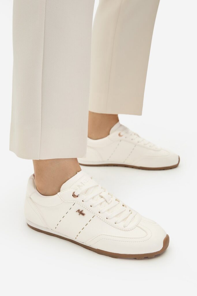 białe sneakersy damskie